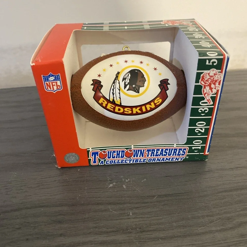 Washington Redskins - Football Christmas Tree Ornament NFL  New In Box